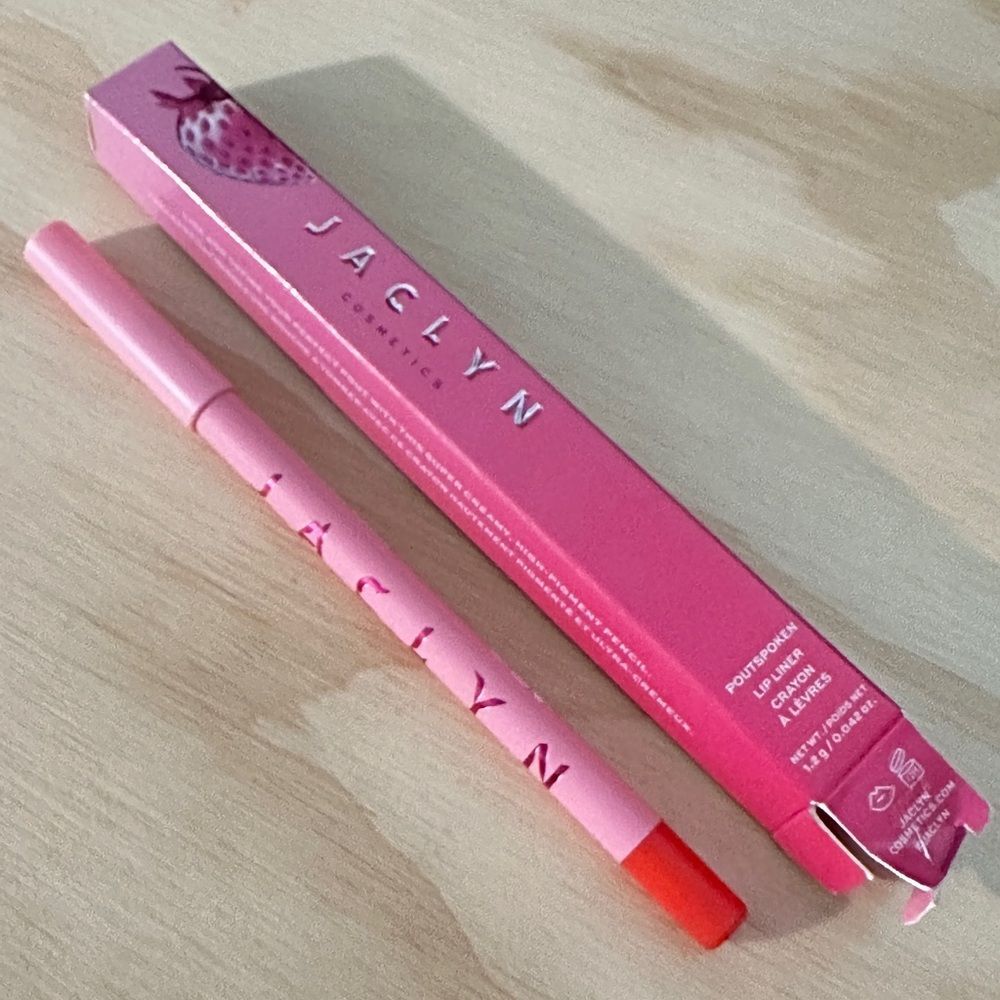 Jaclyn Cosmetics Poutspoken Lip Liner